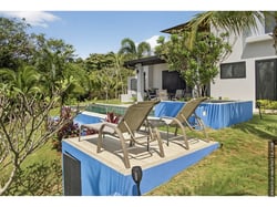Hermosa casa de 3 habitaciones con terraza y piscina y jacuzzi