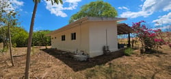 Beautiful Casita on a 2,825 m² Lot Just 700m from Marbella Surf Break