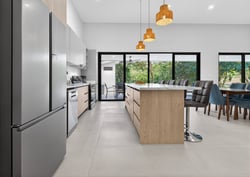 Modern Coastal Home. Fully Equipped & Beach Nearby