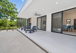Modern Coastal Home. Fully Equipped & Beach Nearby